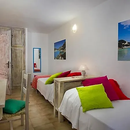 Bougainvillae Hotel 3*